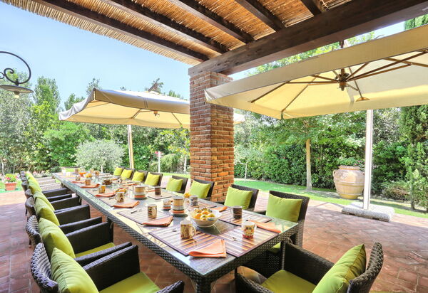 Villa San Gerbero 21: Building Exterior, Food, Hot Tub, Kitchen, Outdoor, Pool, Spring, Summer, Wellness