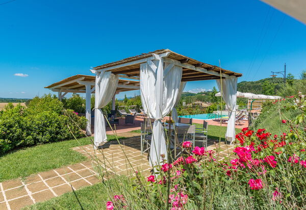 Villa San Gerbero 21: Building Exterior, Food, Hot Tub, Kitchen, Outdoor, Pool, Spring, Summer, Wellness