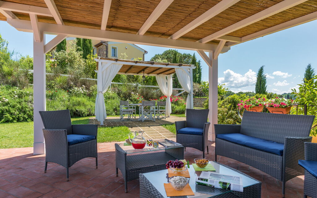 Villa San Gerbero 21: Building Exterior, Food, Hot Tub, Kitchen, Outdoor, Pool, Spring, Summer, Wellness