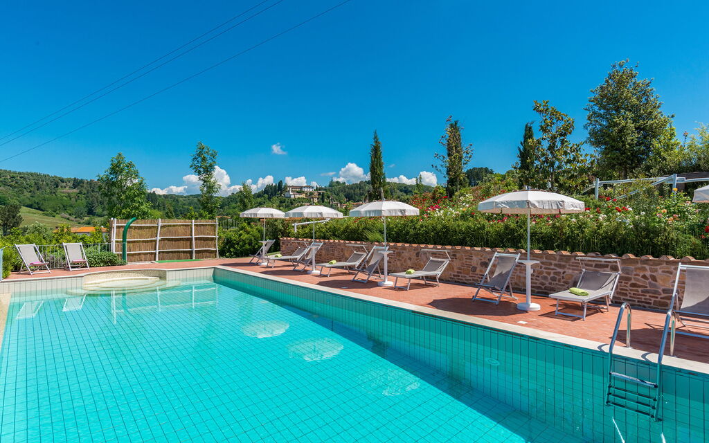 Villa San Gerbero 21: Building Exterior, Food, Hot Tub, Kitchen, Outdoor, Pool, Spring, Summer, Wellness