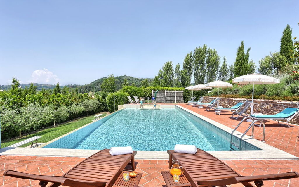 Villa San Gerbero 21: Building Exterior, Food, Hot Tub, Kitchen, Outdoor, Pool, Spring, Summer, Wellness
