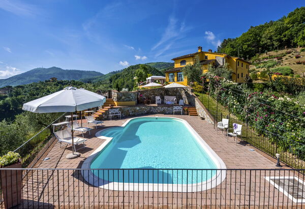 Villa Sole Di Toscana: Attività, Balcone / Terrazza / Patio, Benessere, Caratteristiche, Estate, Esterni, Piscina, Primavera, Servizi