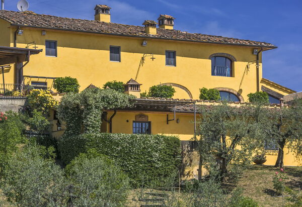 Villa Sole Di Toscana: Attività, Balcone / Terrazza / Patio, Benessere, Caratteristiche, Estate, Esterni, Piscina, Primavera, Servizi