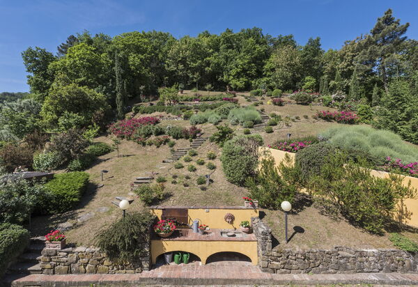 Villa Sole Di Toscana: Attività, Balcone / Terrazza / Patio, Benessere, Caratteristiche, Estate, Esterni, Piscina, Primavera, Servizi