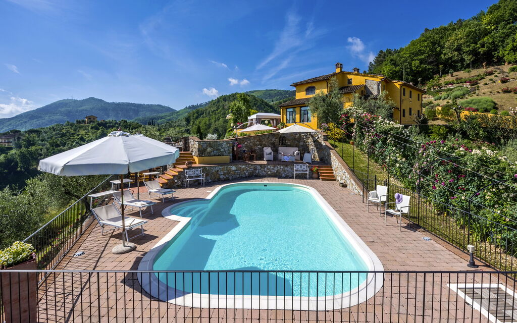 Villa Sole Di Toscana: Attività, Balcone / Terrazza / Patio, Benessere, Caratteristiche, Estate, Esterni, Piscina, Primavera, Servizi