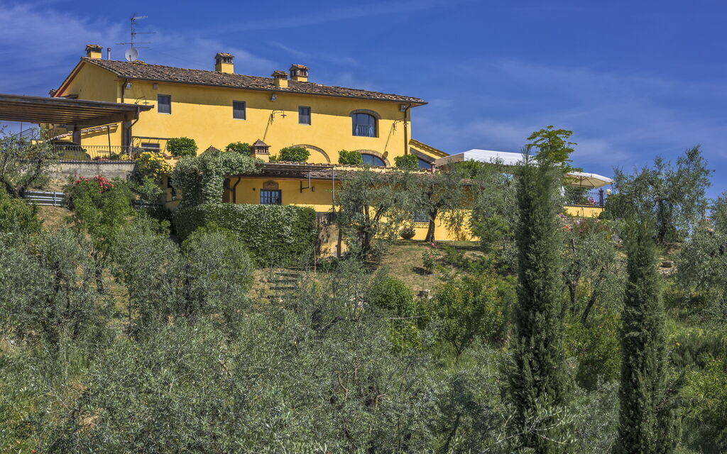 Villa Sole Di Toscana: Attività, Balcone / Terrazza / Patio, Benessere, Caratteristiche, Estate, Esterni, Piscina, Primavera, Servizi
