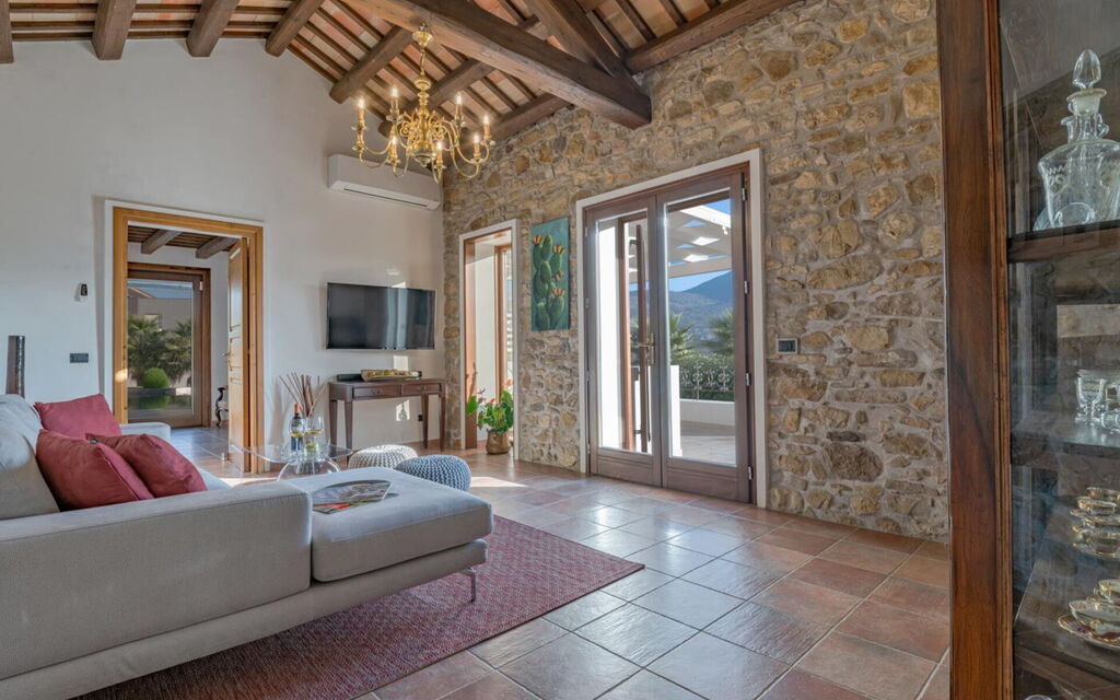 Villa Trepida
