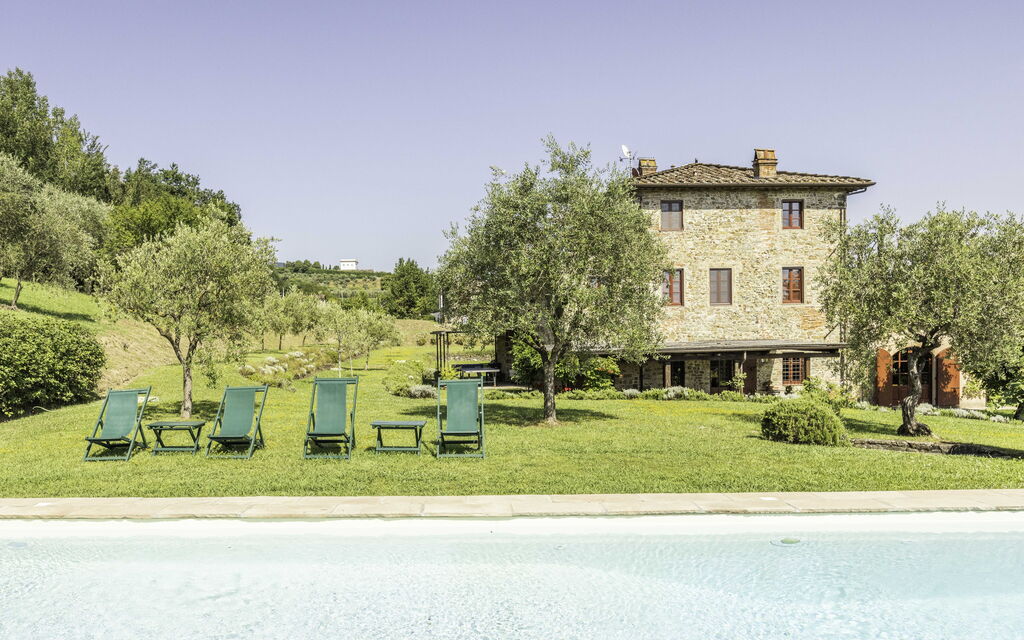 Villa Venere 12: Activities, Amenities, Building Exterior, Garden, Pool, Spring, Summer, Wellness