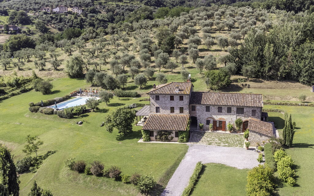 Villa Venere 12: Activities, Amenities, Building Exterior, Garden, Pool, Spring, Summer, Wellness