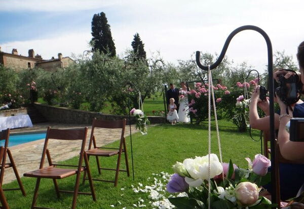 Villa Serena: Amenities, Building Exterior, Main Entrance, Pool, Spring, Summer