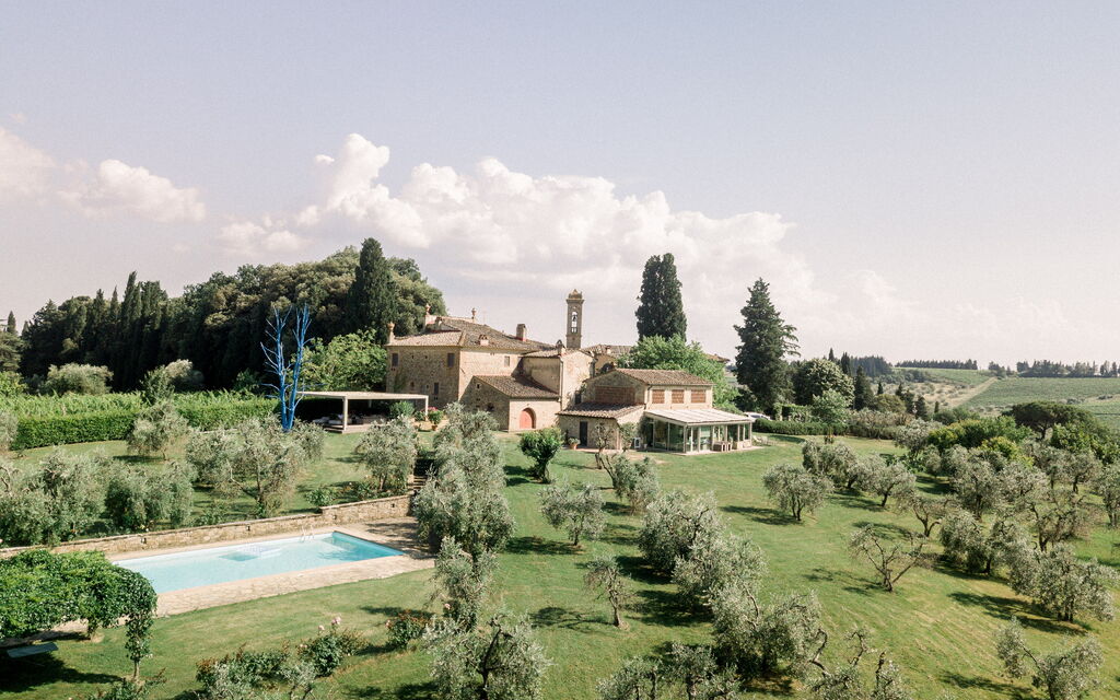 Villa Serena: Amenities, Building Exterior, Main Entrance, Pool, Spring, Summer