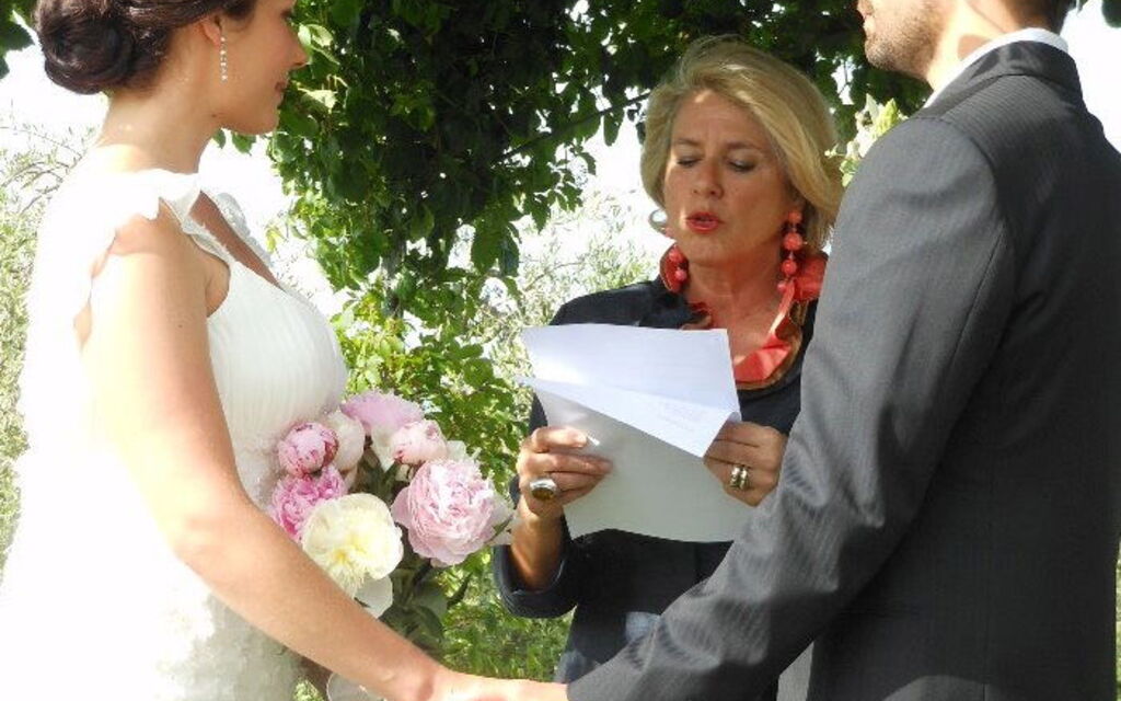 Villa Serena: Amenities, Building Exterior, Main Entrance, Pool, Spring, Summer