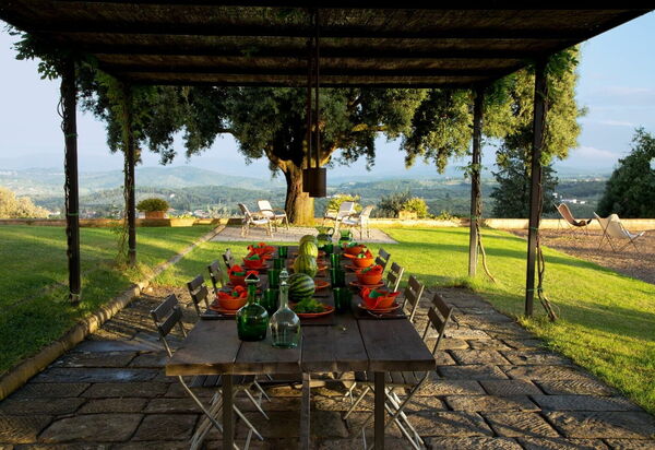 Villa Chiesetti: Attività, Balcone / Terrazza / Patio, Benessere, Caratteristiche, Esterni, Giardino, Piscina, Primavera