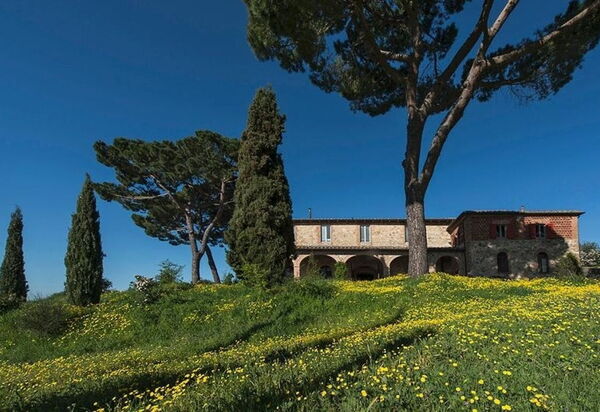 Villa Cerreto: Activities, Building Exterior, Garden, Hot Tub, Pool, Scenic View, Spring, Summer