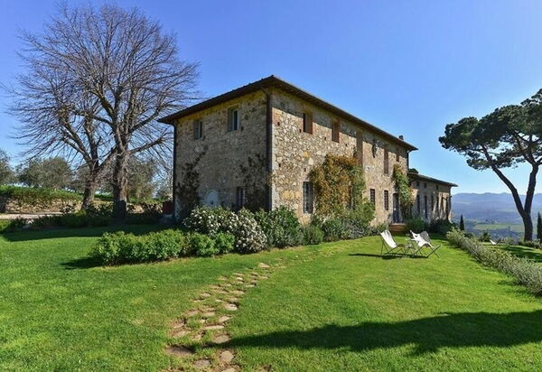 Villa Cerreto: Activities, Building Exterior, Garden, Hot Tub, Pool, Scenic View, Spring, Summer