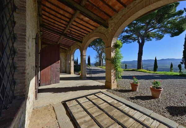 Villa Cerreto: Activities, Building Exterior, Garden, Hot Tub, Pool, Scenic View, Spring, Summer