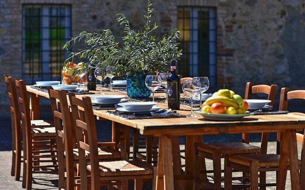 Villa Cerreto: Attività, Estate, Esterni, Giardino, Idromassaggio, Piscina, Primavera, Vista Panoramica