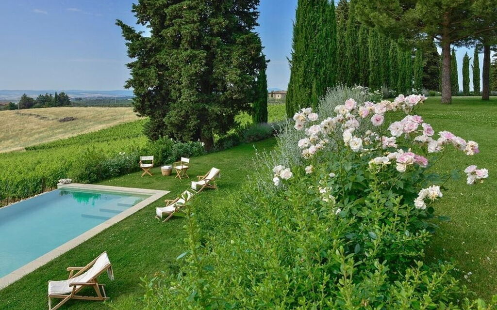 Villa Cerreto: Attività, Estate, Esterni, Giardino, Idromassaggio, Piscina, Primavera, Vista Panoramica