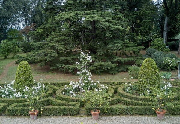 Villa Dante: all'aperto, Balcone / Terrazza / Patio, Caratteristiche, Estate, Esterni, Giardino, Piscina, Primavera