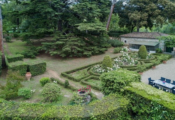 Villa Dante: all'aperto, Balcone / Terrazza / Patio, Caratteristiche, Estate, Esterni, Giardino, Piscina, Primavera