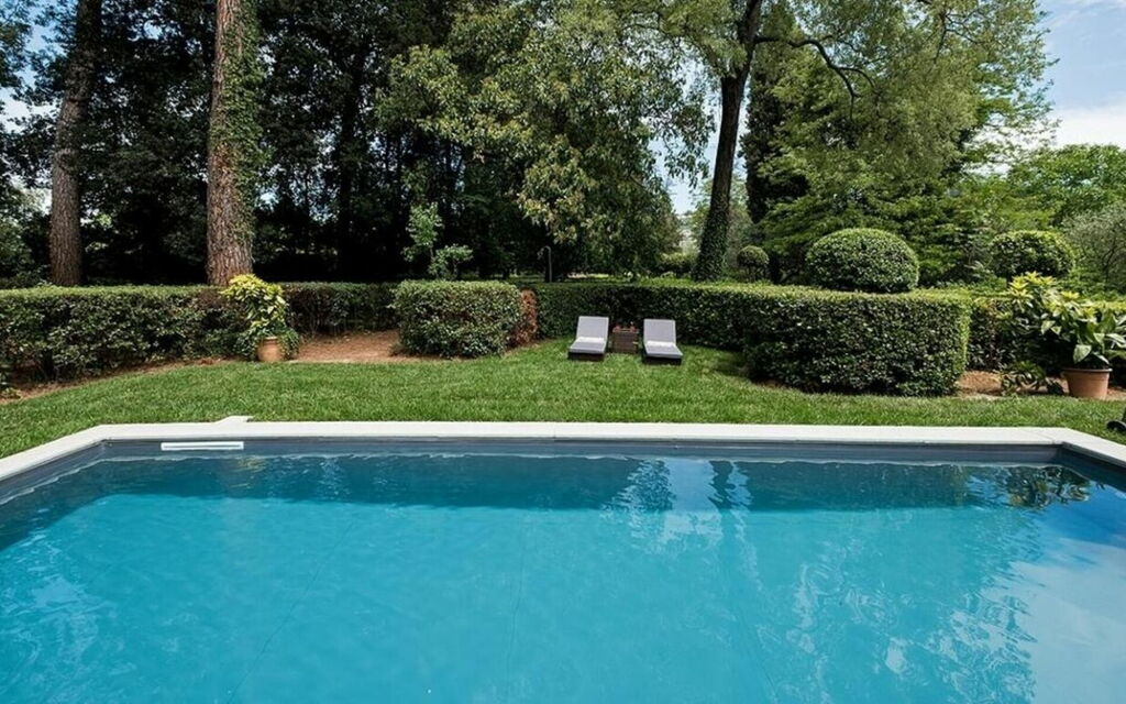 Villa Dante: all'aperto, Balcone / Terrazza / Patio, Caratteristiche, Estate, Esterni, Giardino, Piscina, Primavera