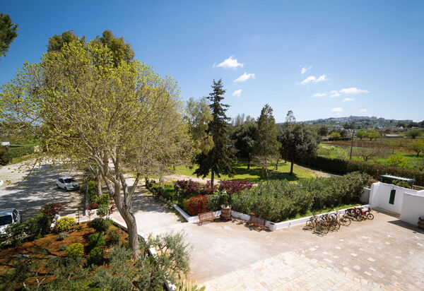 Masseria Del Saliceto: Building Exterior, Facilities, Outdoor, Spring, Summer