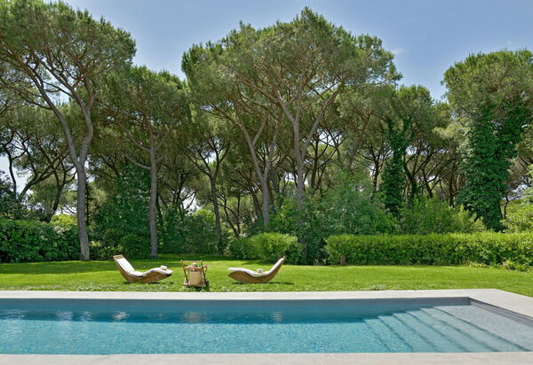 Villa Verde Beach: all'aperto, Attività, Caratteristiche, Cucina, Dettagli della stanza, Entrata Principale, Estate, Esterni, Giardino, Piscina, Primavera, Servizi