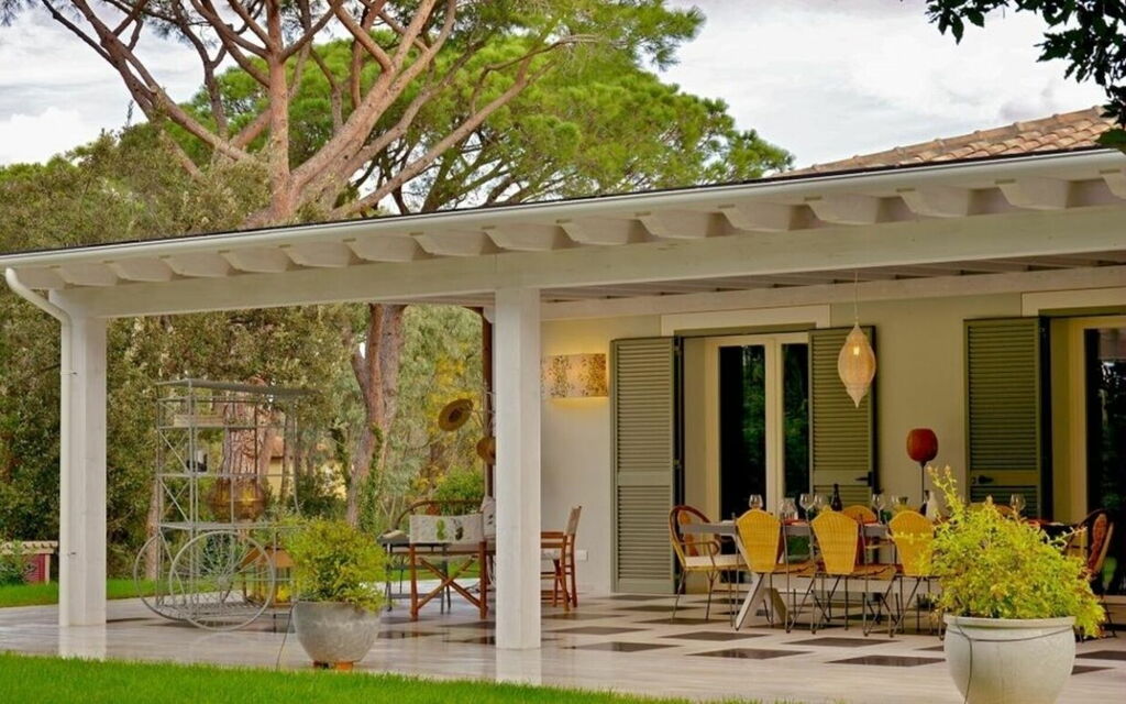 Villa Verde Beach: all'aperto, Balcone / Terrazza / Patio, Caratteristiche, Estate, Esterni, Giardino, Primavera