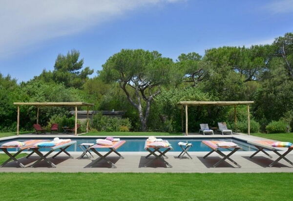 Villa Bibbona: all'aperto, Balcone / Terrazza / Patio, Estate, Esterni, Giardino, Piscina, Primavera