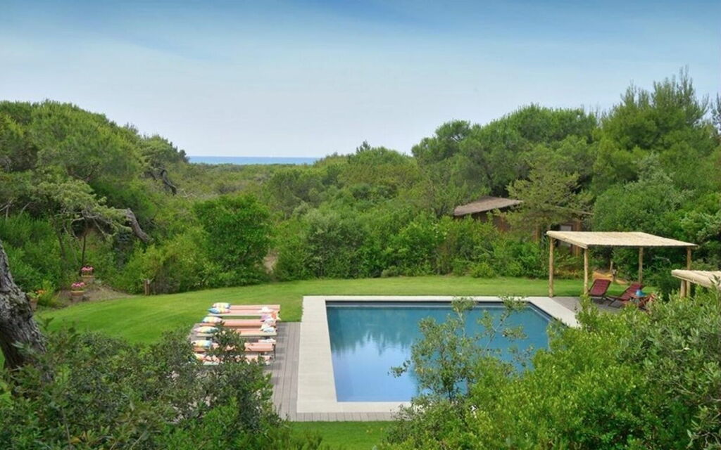 Villa Bibbona: all'aperto, Balcone / Terrazza / Patio, Estate, Esterni, Giardino, Piscina, Primavera