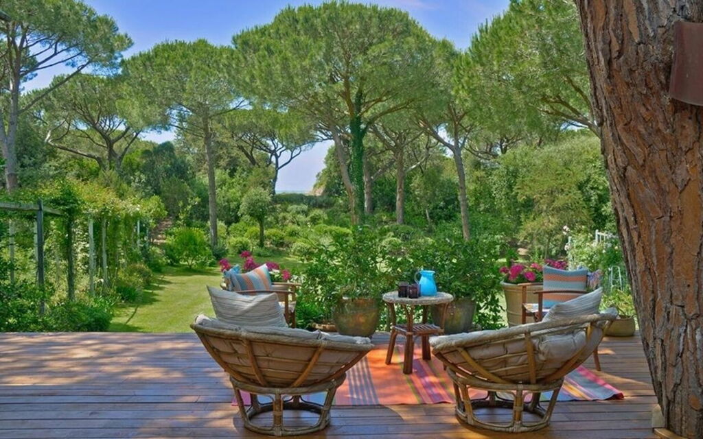 Villa Bibbona: all'aperto, Balcone / Terrazza / Patio, Estate, Esterni, Giardino, Piscina, Primavera