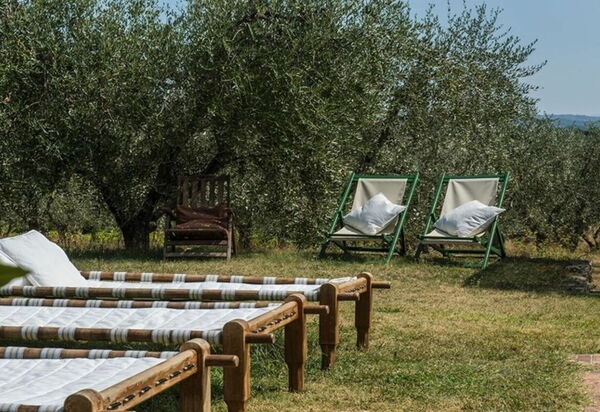 Villa Castello: Activities, Amenities, Balcony / Terrace / Patio, Building Exterior, Facilities, Garden, Pool, Spring, Summer