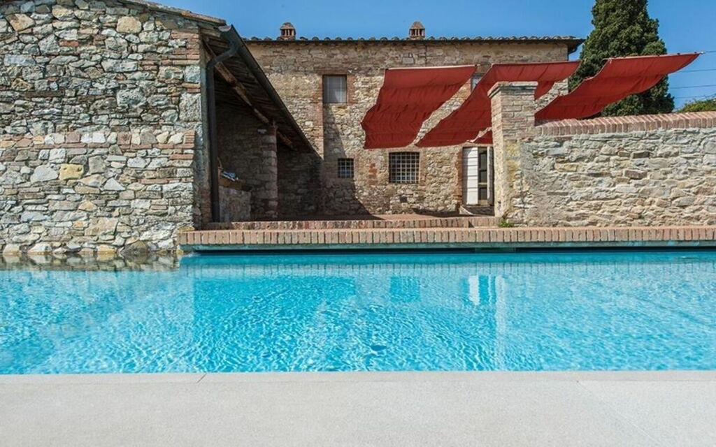 Villa Castello: Attività, Balcone / Terrazza / Patio, Caratteristiche, Estate, Esterni, Giardino, Piscina, Primavera, Servizi
