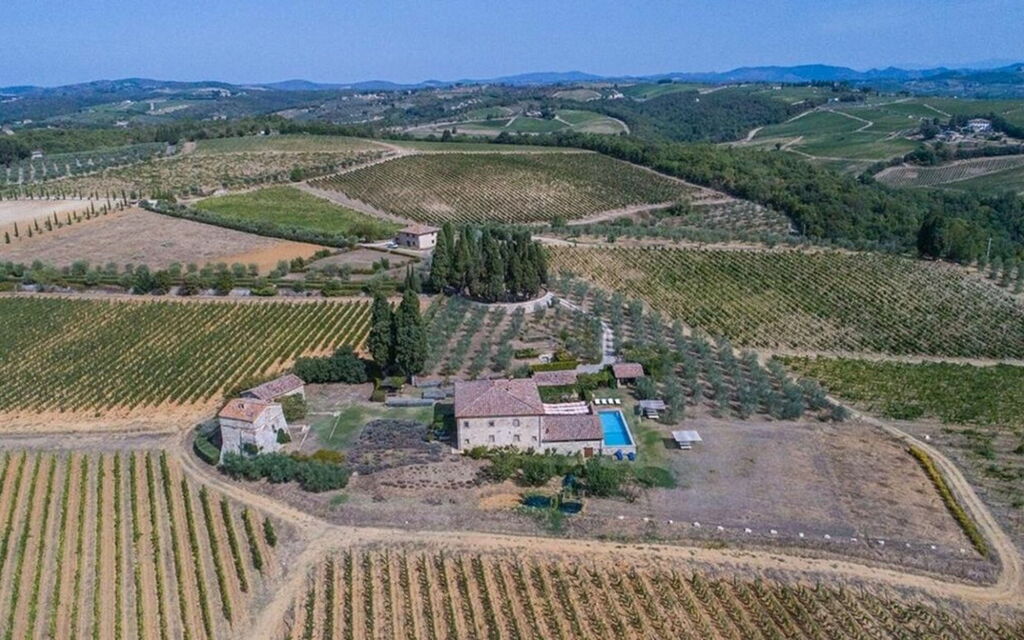 Villa Castello: Attività, Balcone / Terrazza / Patio, Caratteristiche, Estate, Esterni, Giardino, Piscina, Primavera, Servizi