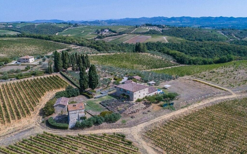 Villa Castello: Attività, Balcone / Terrazza / Patio, Caratteristiche, Estate, Esterni, Giardino, Piscina, Primavera, Servizi