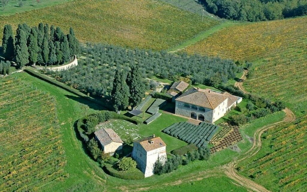 Villa Castello: Attività, Balcone / Terrazza / Patio, Caratteristiche, Estate, Esterni, Giardino, Piscina, Primavera, Servizi