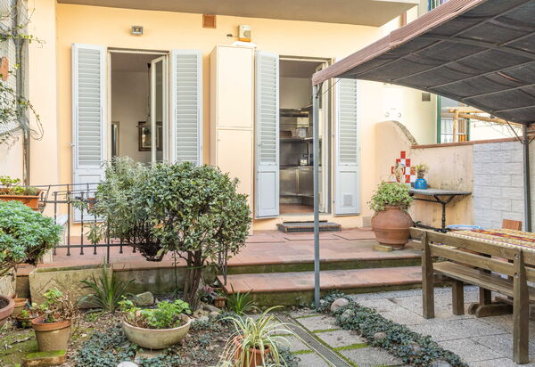 Donizetti Escape: Attività, Balcone / Terrazza / Patio, Entrata Principale, Estate, Giardino, Primavera, Servizi