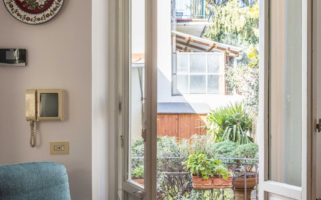 Donizetti Escape: Garden