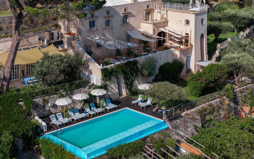 Villa Manieri: Building Exterior, Facilities, Pool, Spring, Summer, Wellness