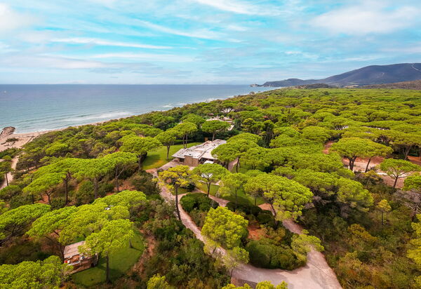 Villa Rocchetta: Benessere, Estate, Esterni, Giardino, Piscina, Primavera