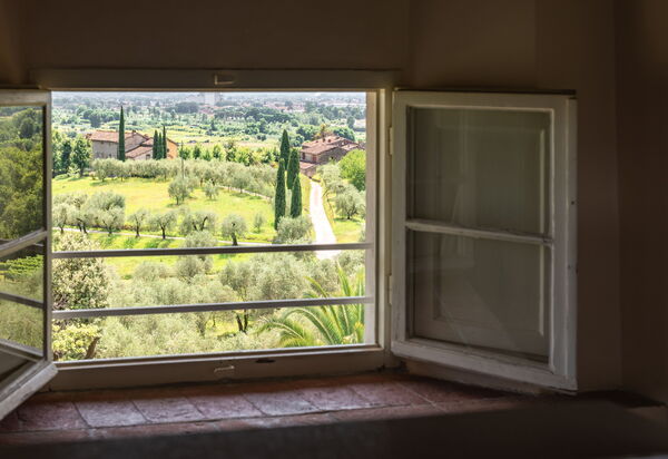 Villa Collini: Attività, Balcone / Terrazza / Patio, Caratteristiche, Cibo, Entrata Principale, Estate, Esterni, Giardino, Piscina, Primavera