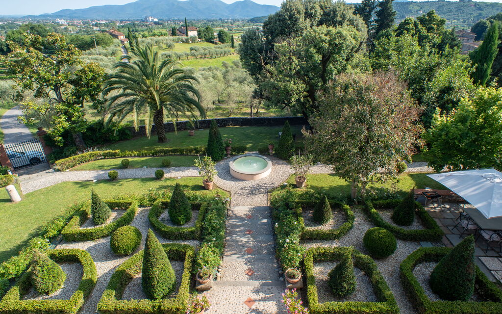 Villa Collini: Activities, Amenities, Balcony / Terrace / Patio, Building Exterior, Food, Garden, Main Entrance, Pool, Spring, Summer