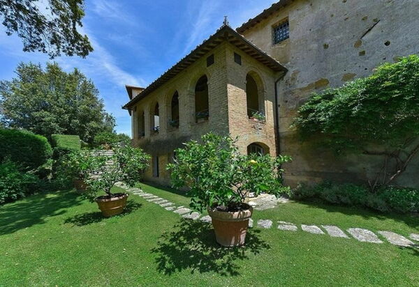 Villa Dal Ponte: Amenities, Balcony / Terrace / Patio, Building Exterior, Garden, Hot Tub, Pool, Spring, Summer, Wellness