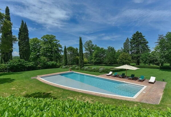 Villa Dal Ponte: Amenities, Balcony / Terrace / Patio, Building Exterior, Garden, Hot Tub, Pool, Spring, Summer, Wellness