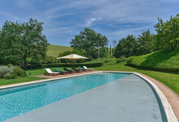 Villa Dal Ponte: Amenities, Balcony / Terrace / Patio, Building Exterior, Garden, Hot Tub, Pool, Spring, Summer, Wellness