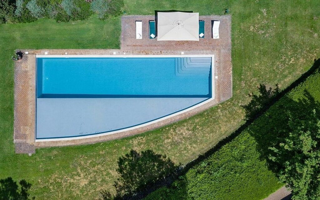 Villa Dal Ponte: Balcone / Terrazza / Patio, Benessere, Caratteristiche, Estate, Esterni, Giardino, Idromassaggio, Piscina, Primavera