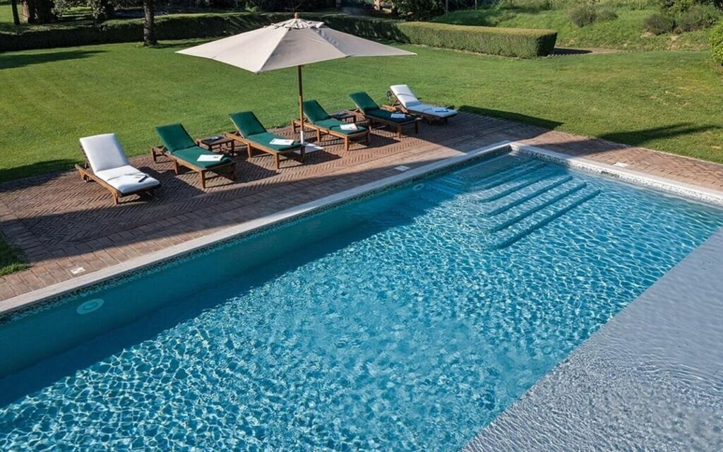 Villa Dal Ponte: Balcone / Terrazza / Patio, Benessere, Caratteristiche, Estate, Esterni, Giardino, Idromassaggio, Piscina, Primavera