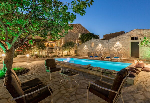 Villa Del Mare: Activities, Balcony / Terrace / Patio, Building Exterior, Pool, Spring, Summer