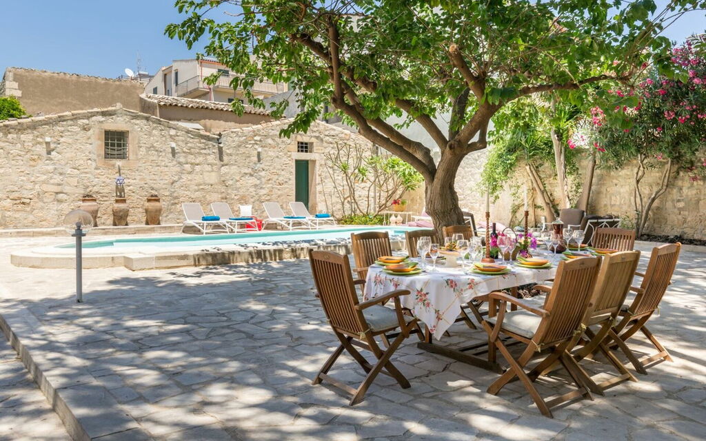 Villa Del Mare: Activities, Balcony / Terrace / Patio, Building Exterior, Pool, Spring, Summer