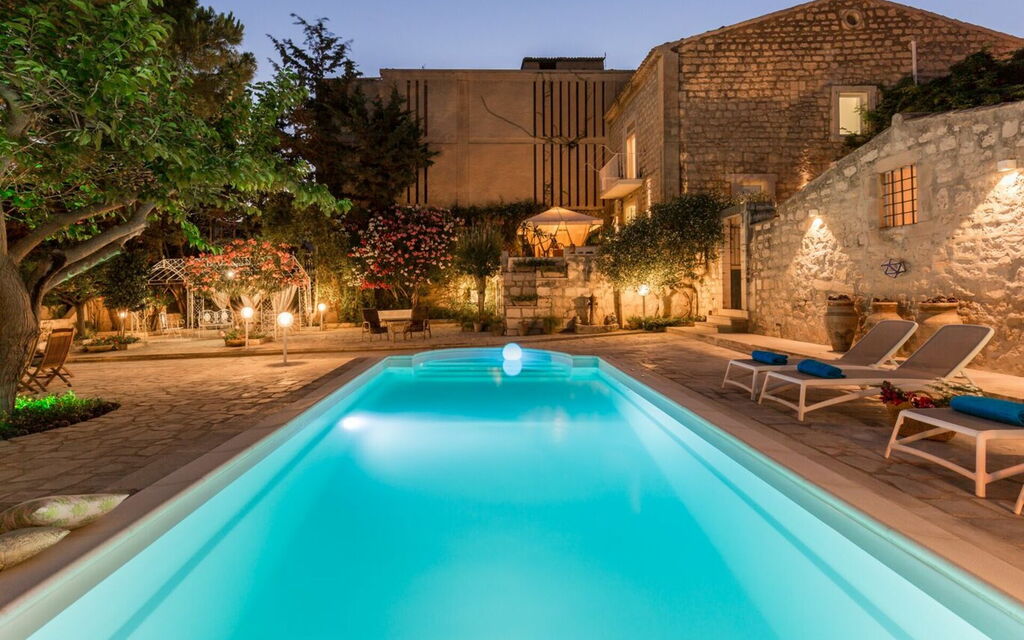Villa Del Mare: Activities, Balcony / Terrace / Patio, Building Exterior, Pool, Spring, Summer